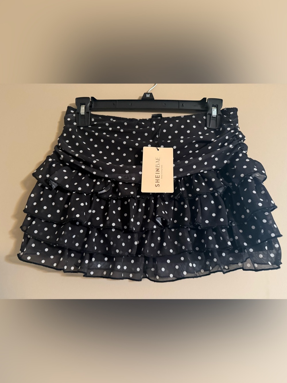 NWT NEW SHEIN Polka Dot Ruffle Mini Skirt - Black/White small shorts under
